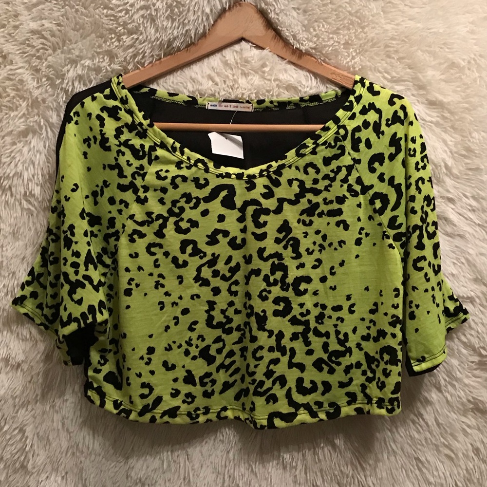 NWT Made for me 2 look amazing neon green top